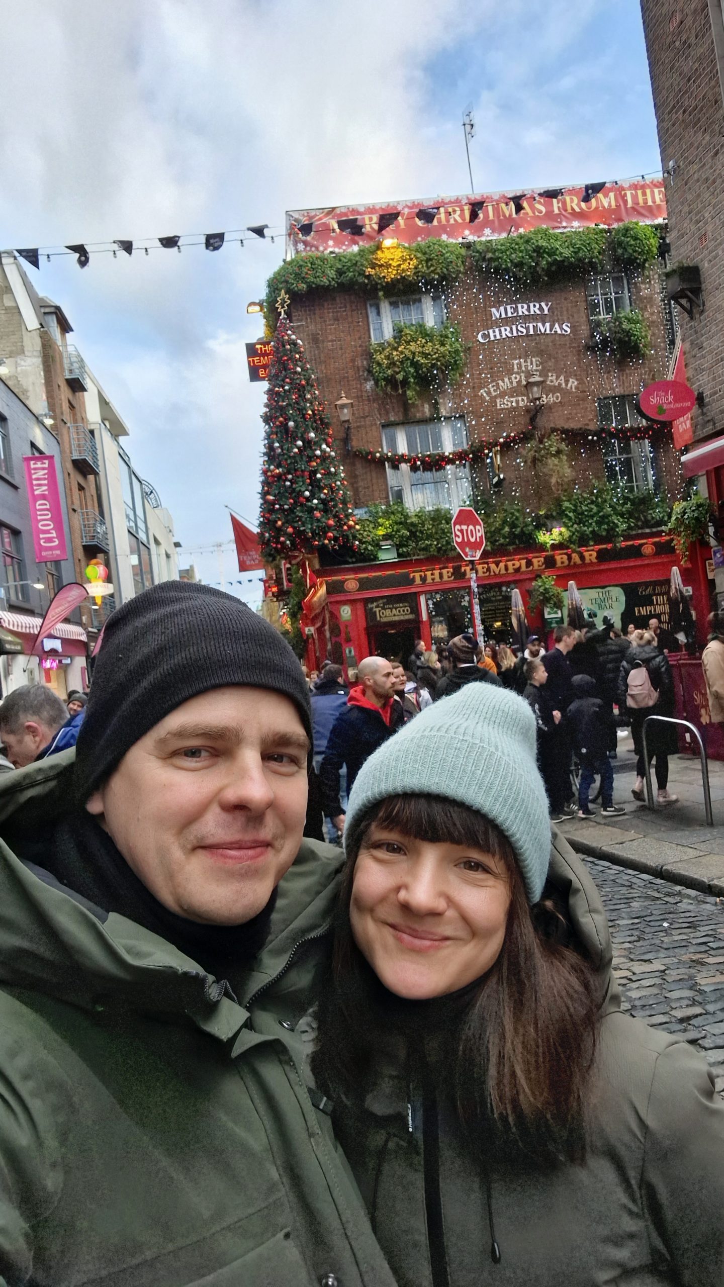 Dublin 2022, kuulus Temple Bar pubi jõulukaunistustes